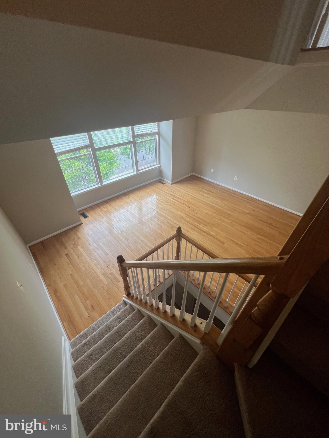 CENTRE RIDGE LAND BAY - Residential Lease