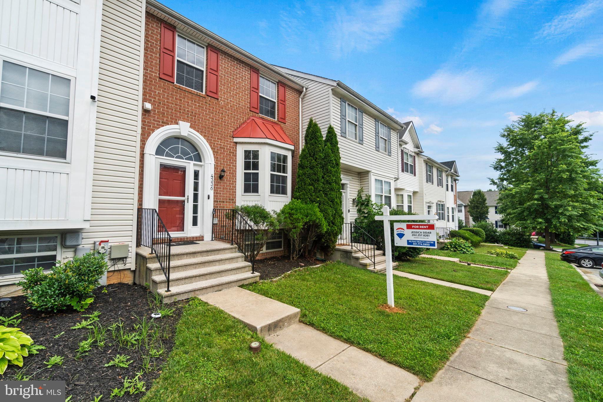 COLLEGE - Residential Lease