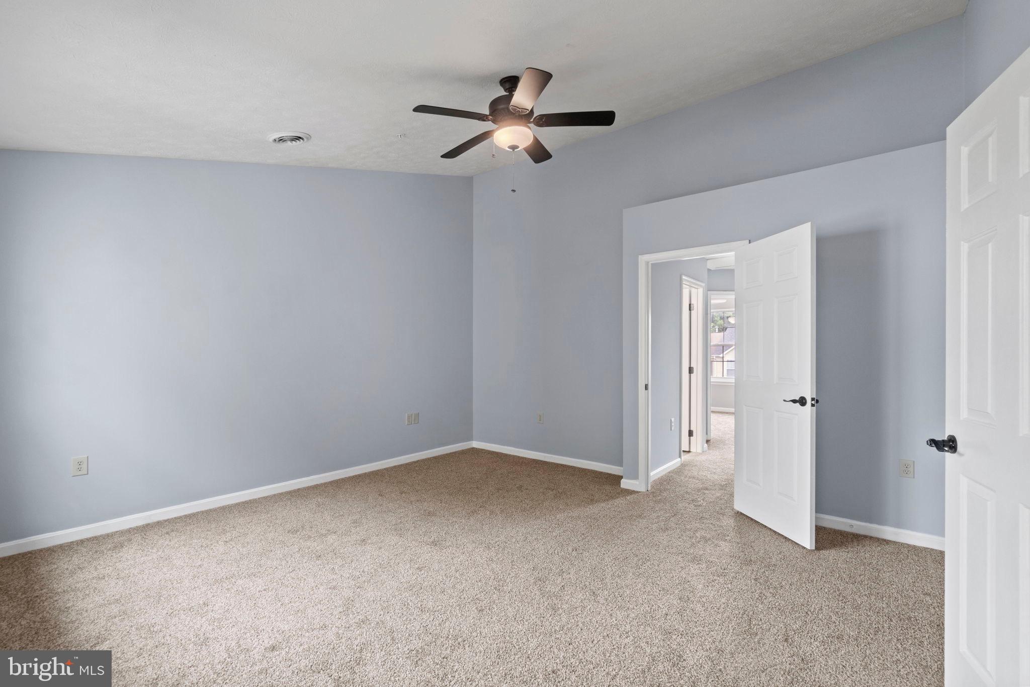 COLLEGE - Residential Lease