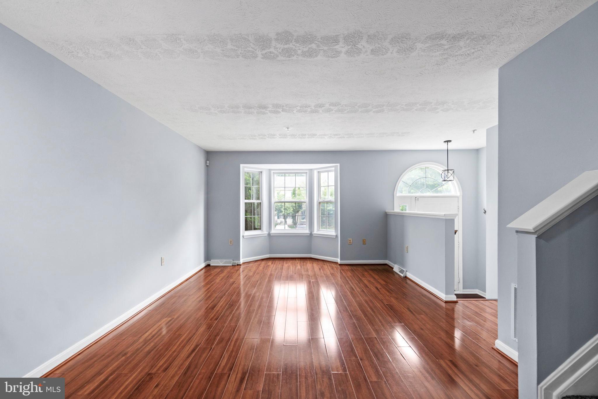 COLLEGE - Residential Lease