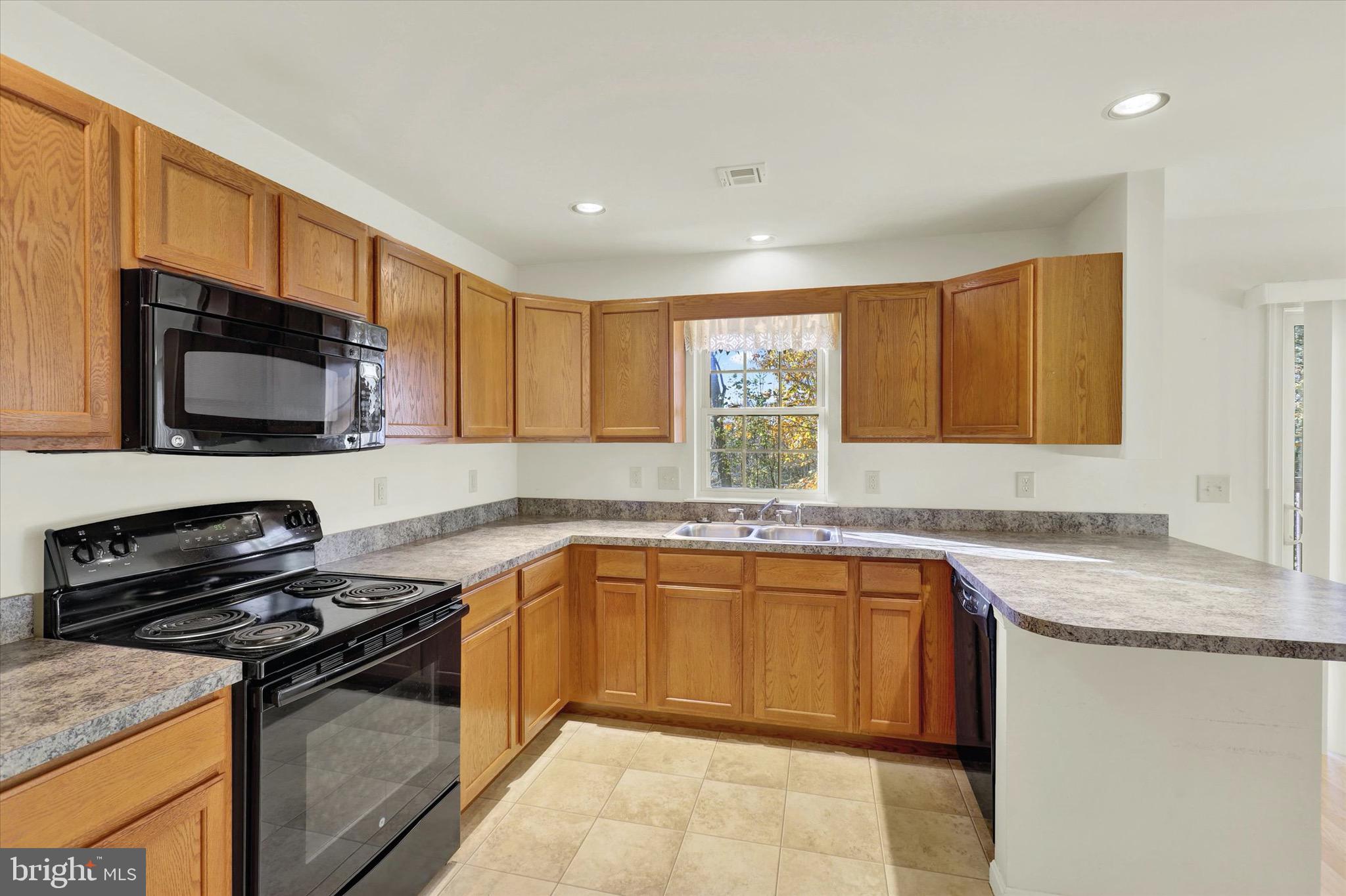 PARK VIEW AT WAVERLY - Residential