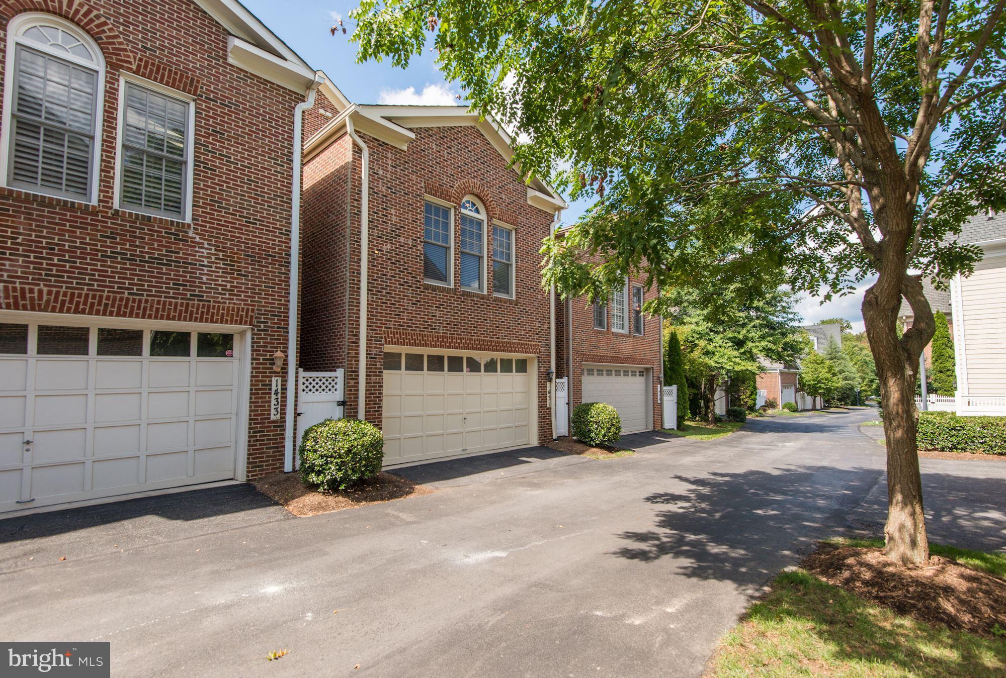 EVANS FARM - Residential