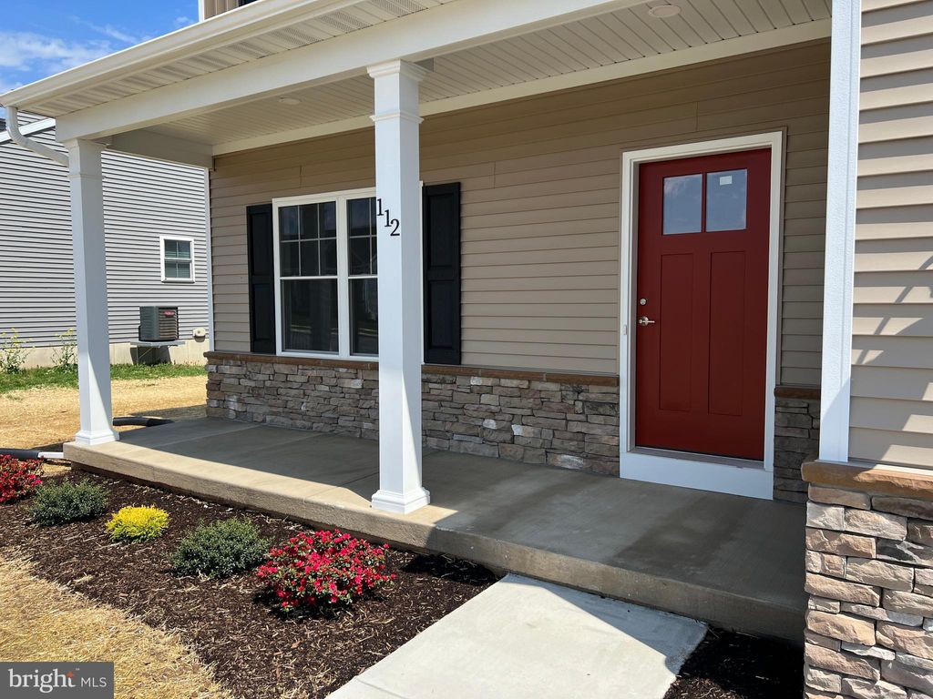 Photo of 112 Stoneybrook Lane, Elizabethtown, PA 17022 (MLS # PALA2044908)