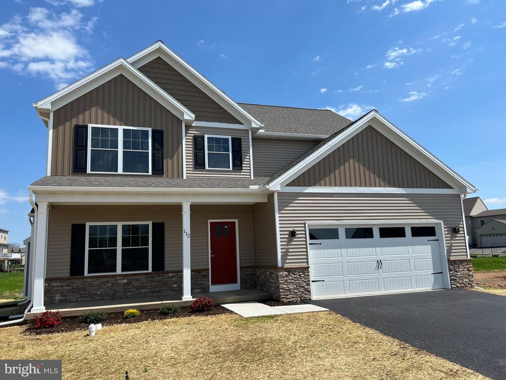 Photo of 112 Stoneybrook Lane, Elizabethtown, PA 17022 (MLS # PALA2044908)