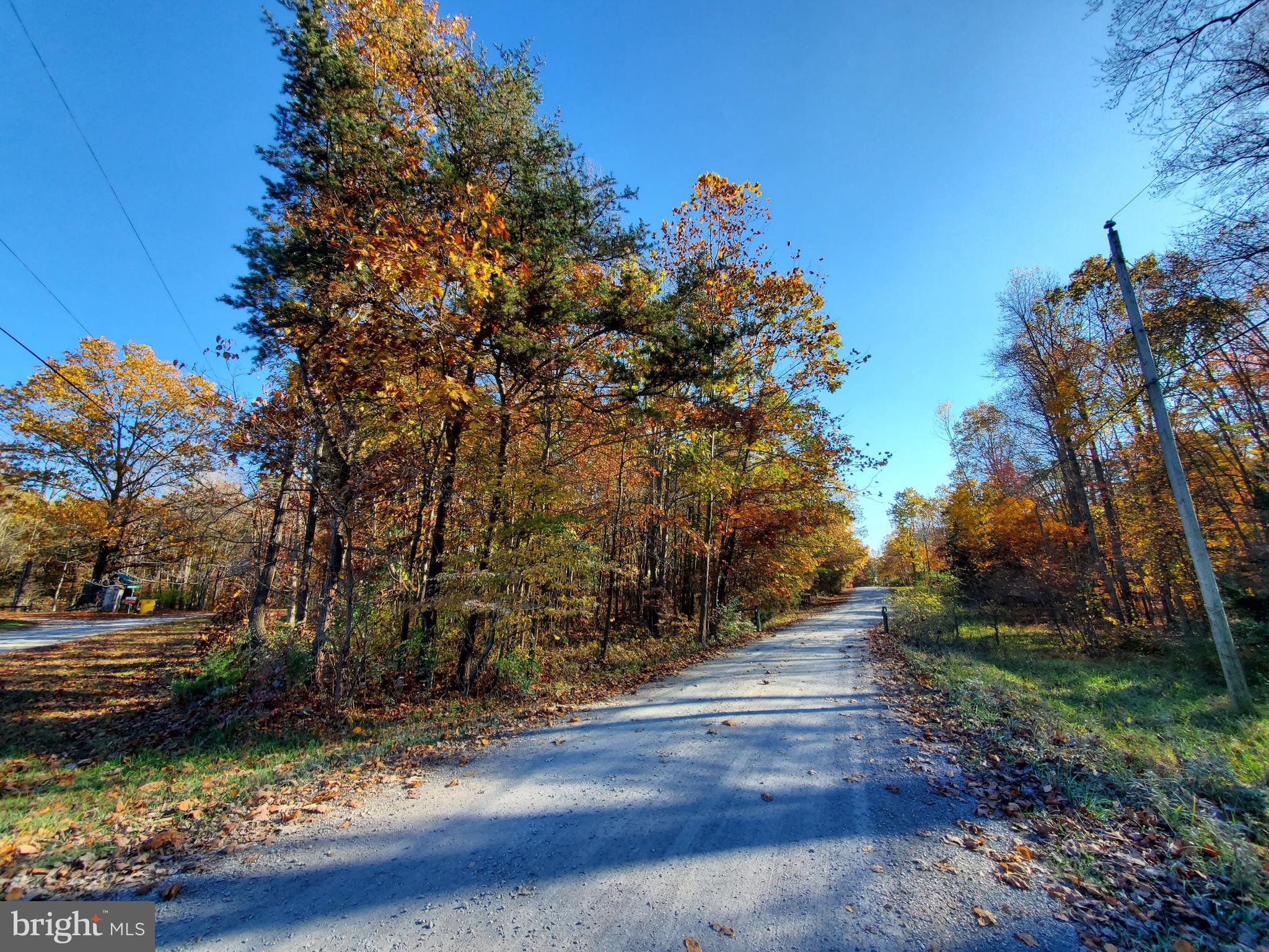 SLEEPY CREEK MOUNTAIN RETREAT - Land
