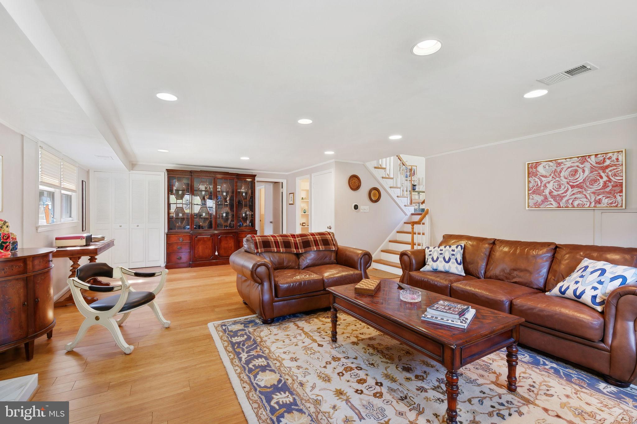 TILDEN WOODS - Residential