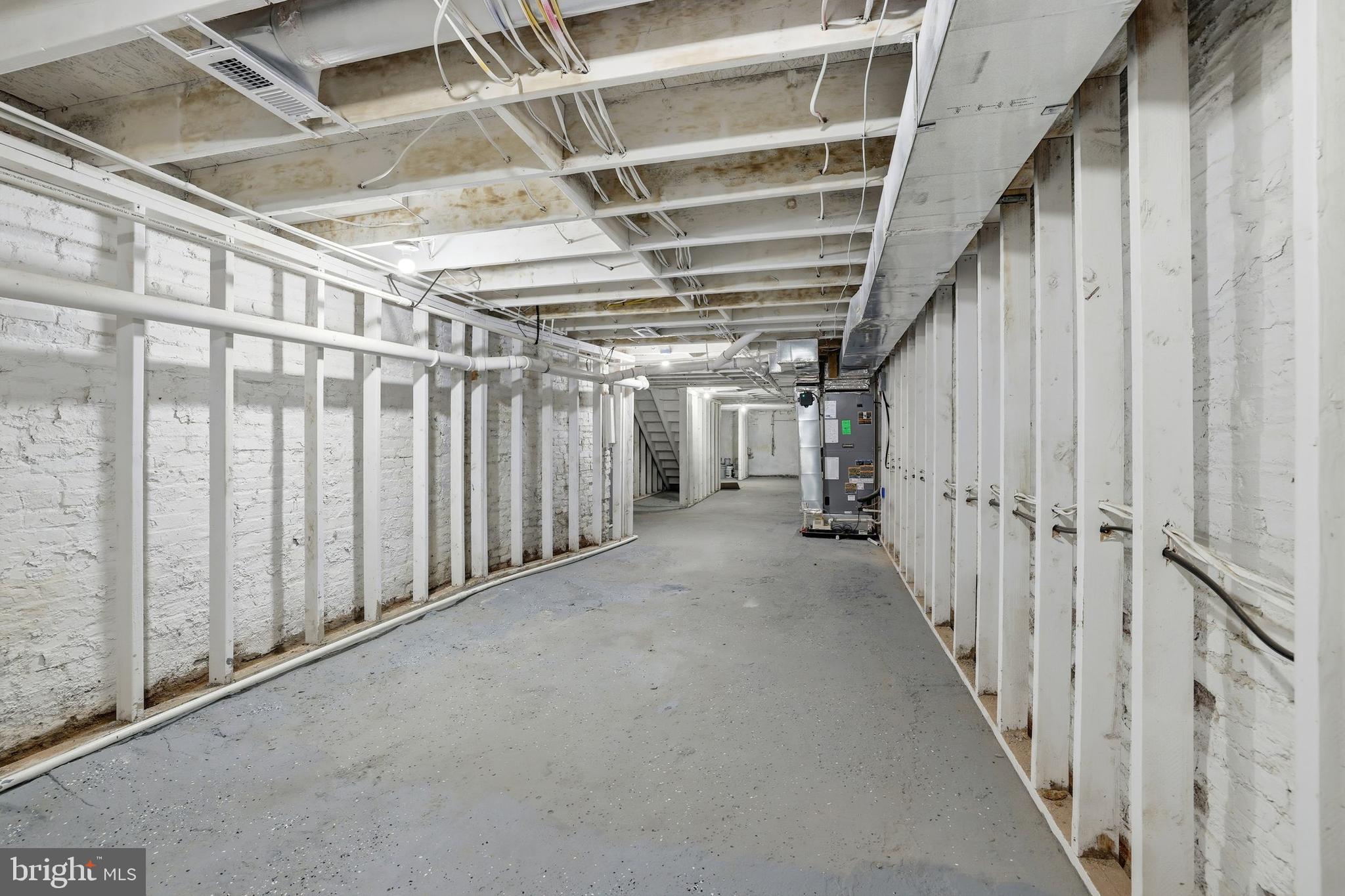 EAST BALTIMORE MIDWAY - Residential