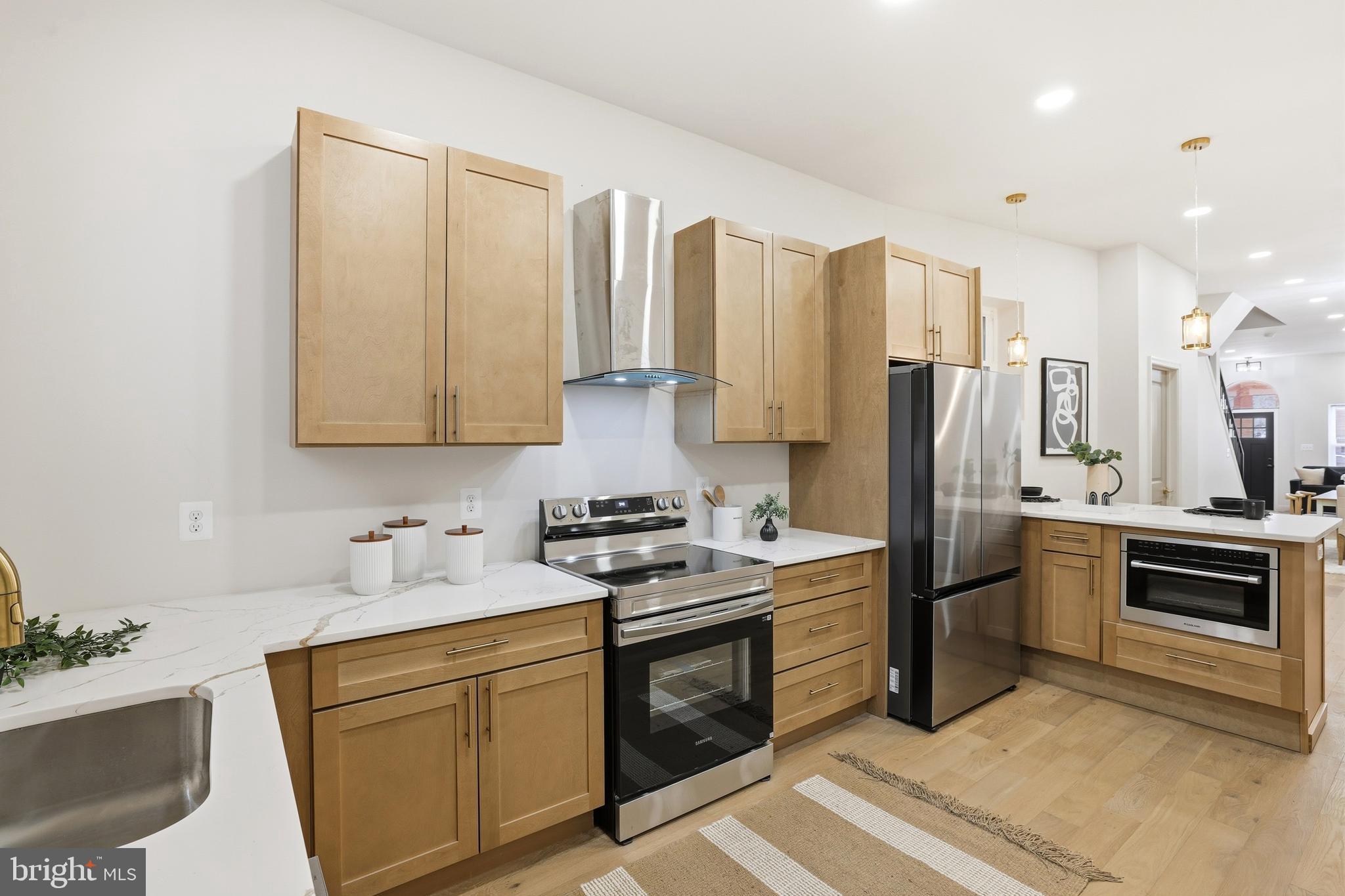 EAST BALTIMORE MIDWAY - Residential