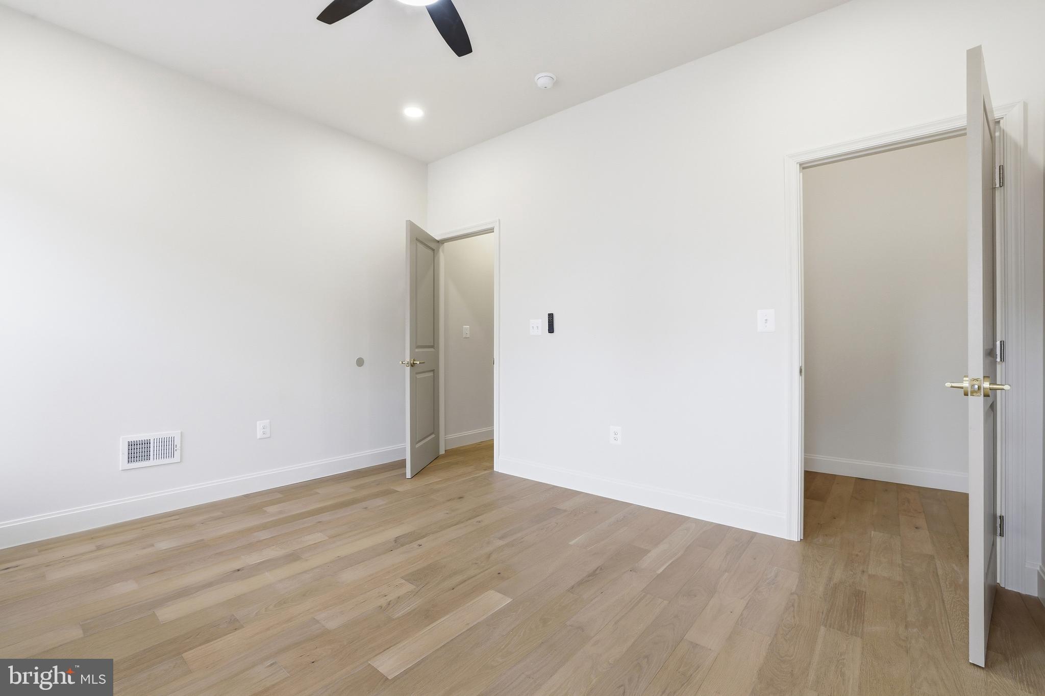 EAST BALTIMORE MIDWAY - Residential