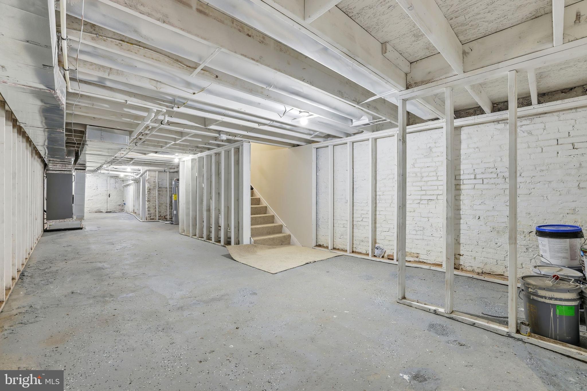 EAST BALTIMORE MIDWAY - Residential