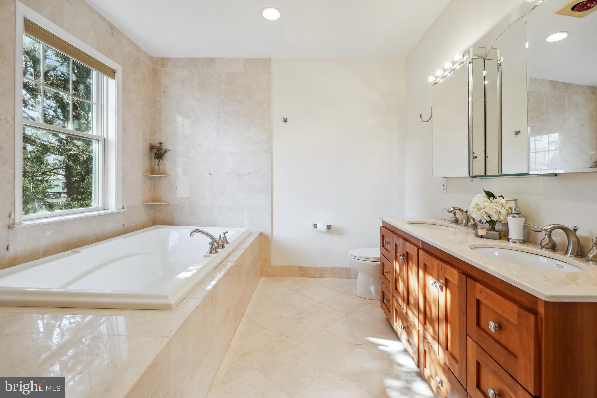 ROSEDALE PARK - Residential