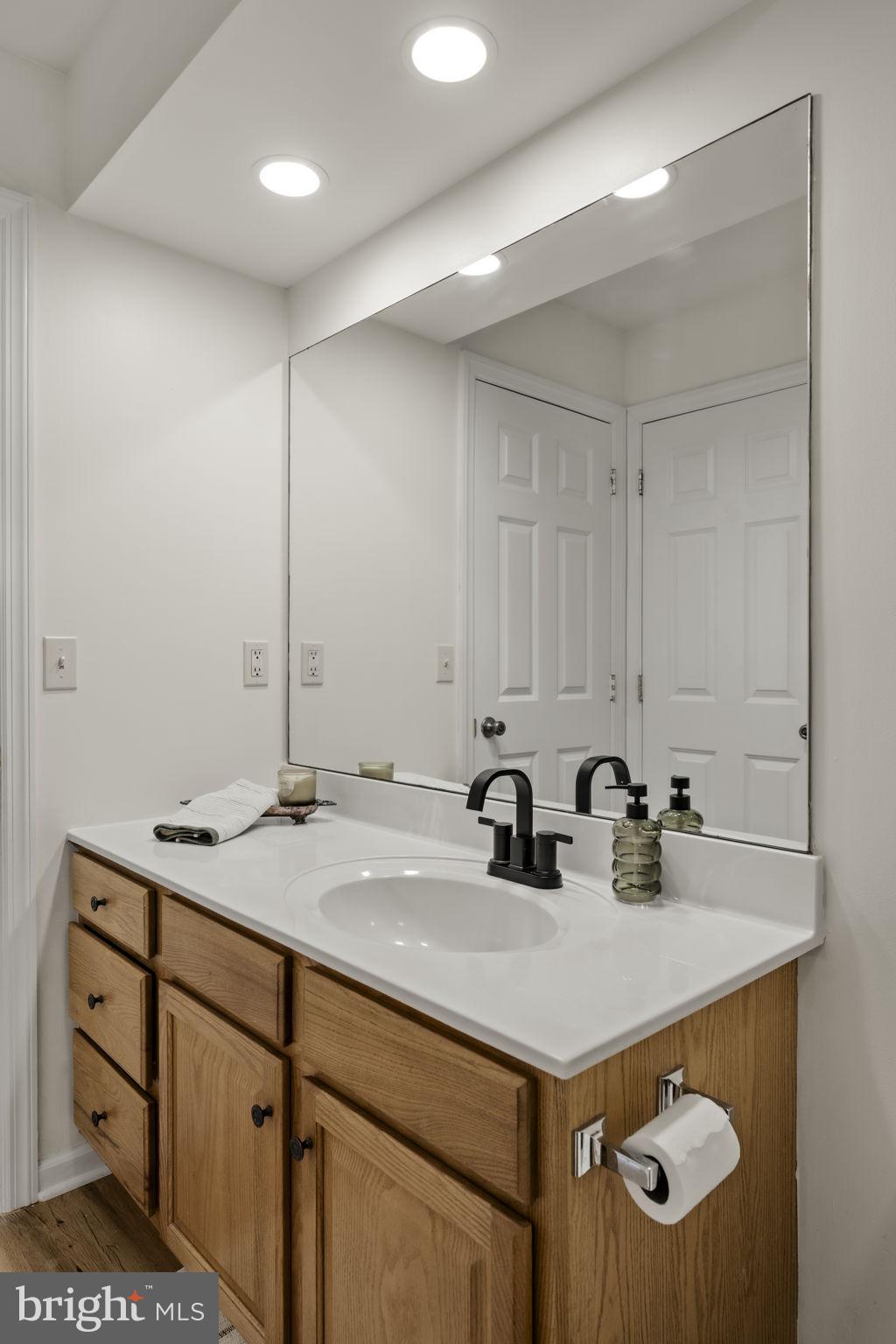 HEARTHRIDGE ESTATES - Residential