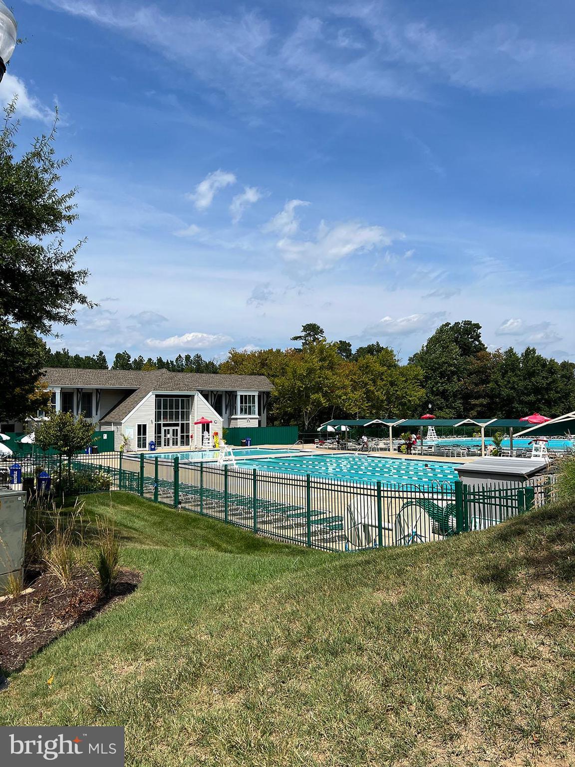 FLOWER HILL - Residential Lease