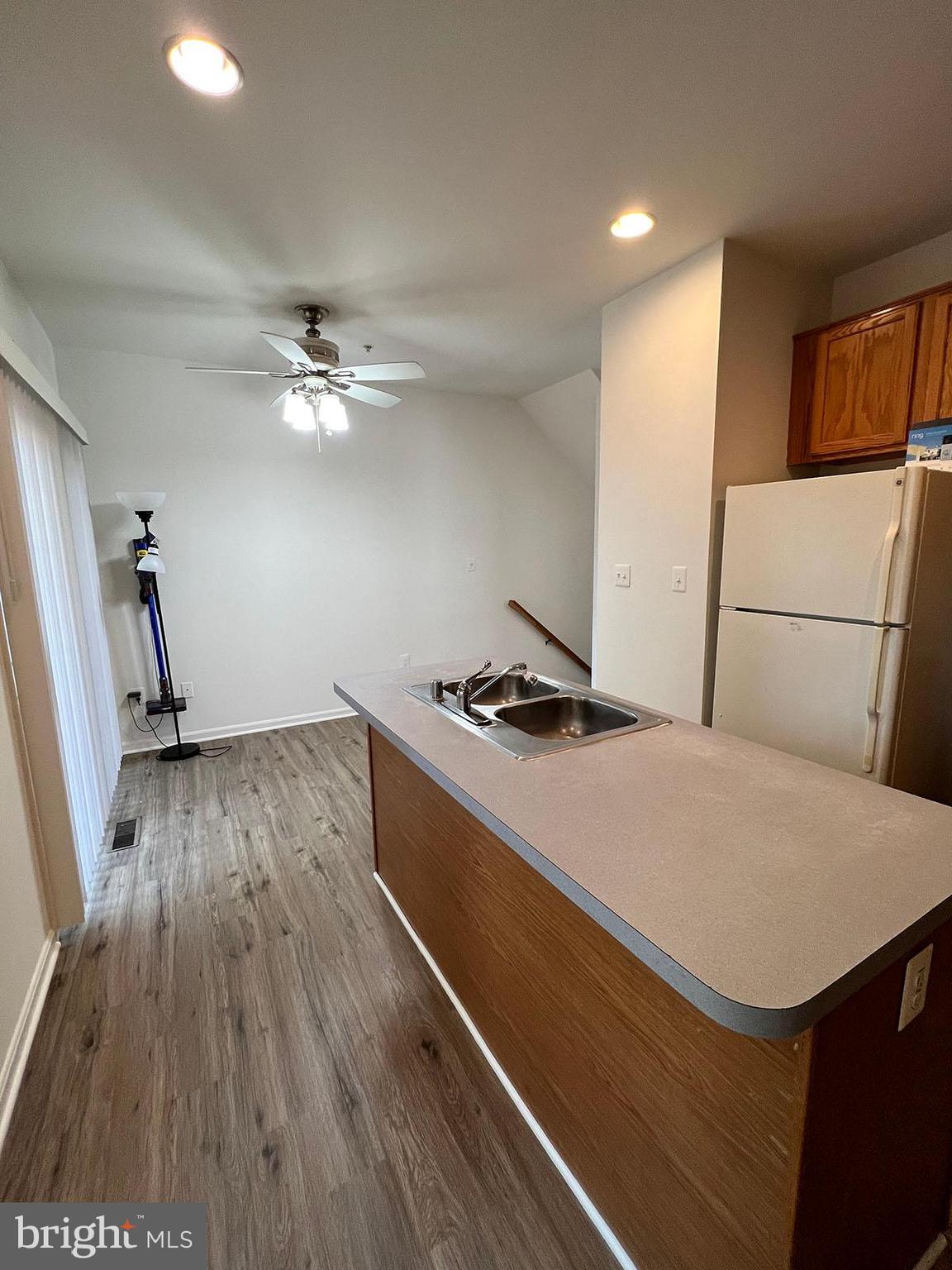 FLOWER HILL - Residential Lease