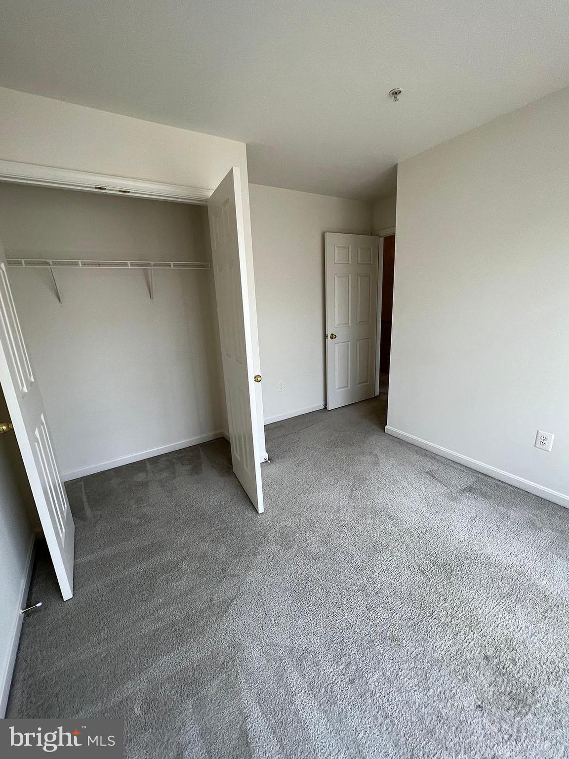 FLOWER HILL - Residential Lease