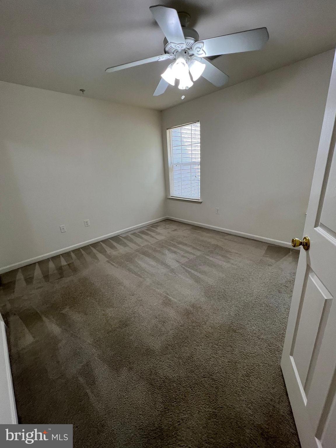 FLOWER HILL - Residential Lease