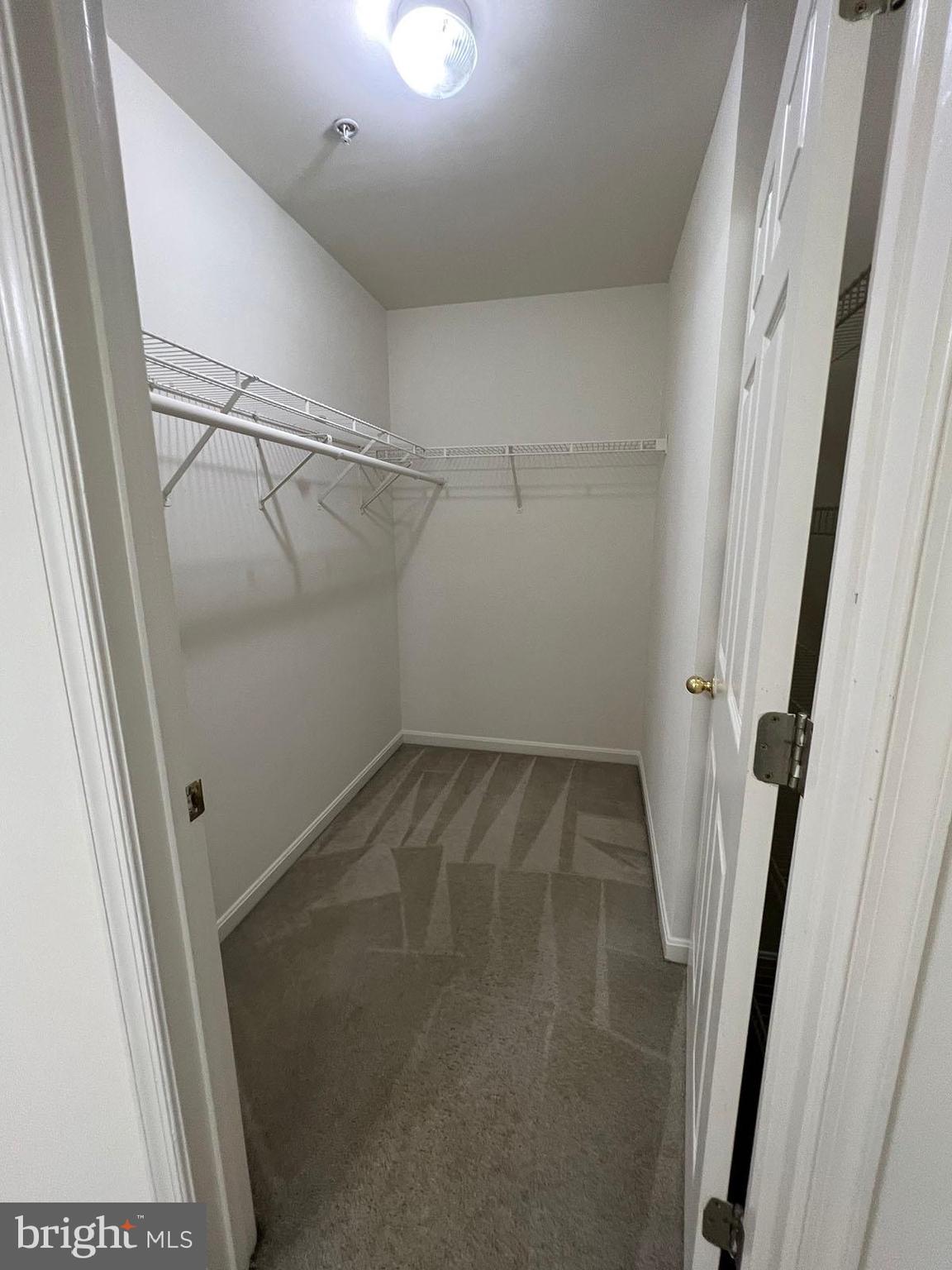 FLOWER HILL - Residential Lease