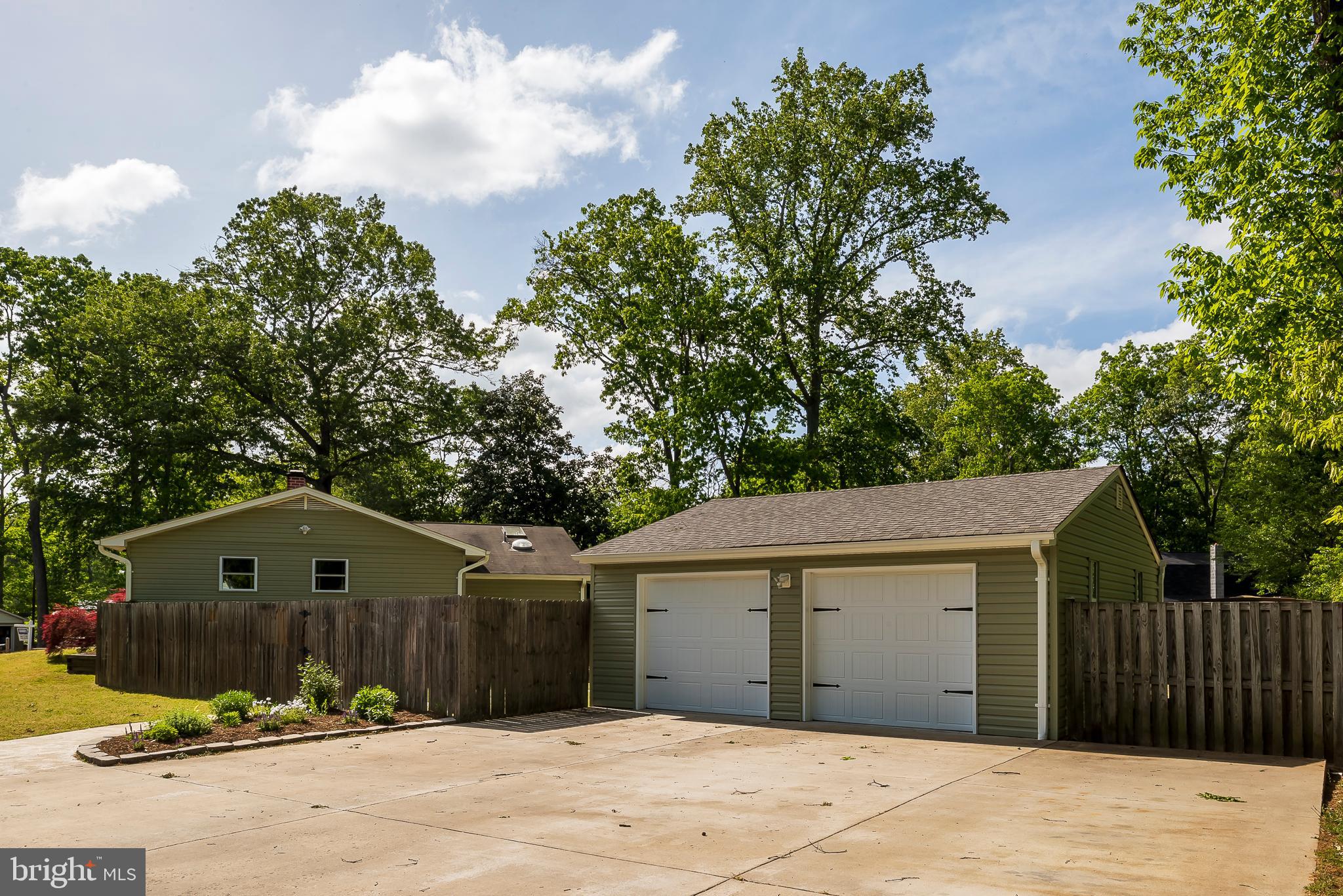 PATUXENT MANOR - Residential