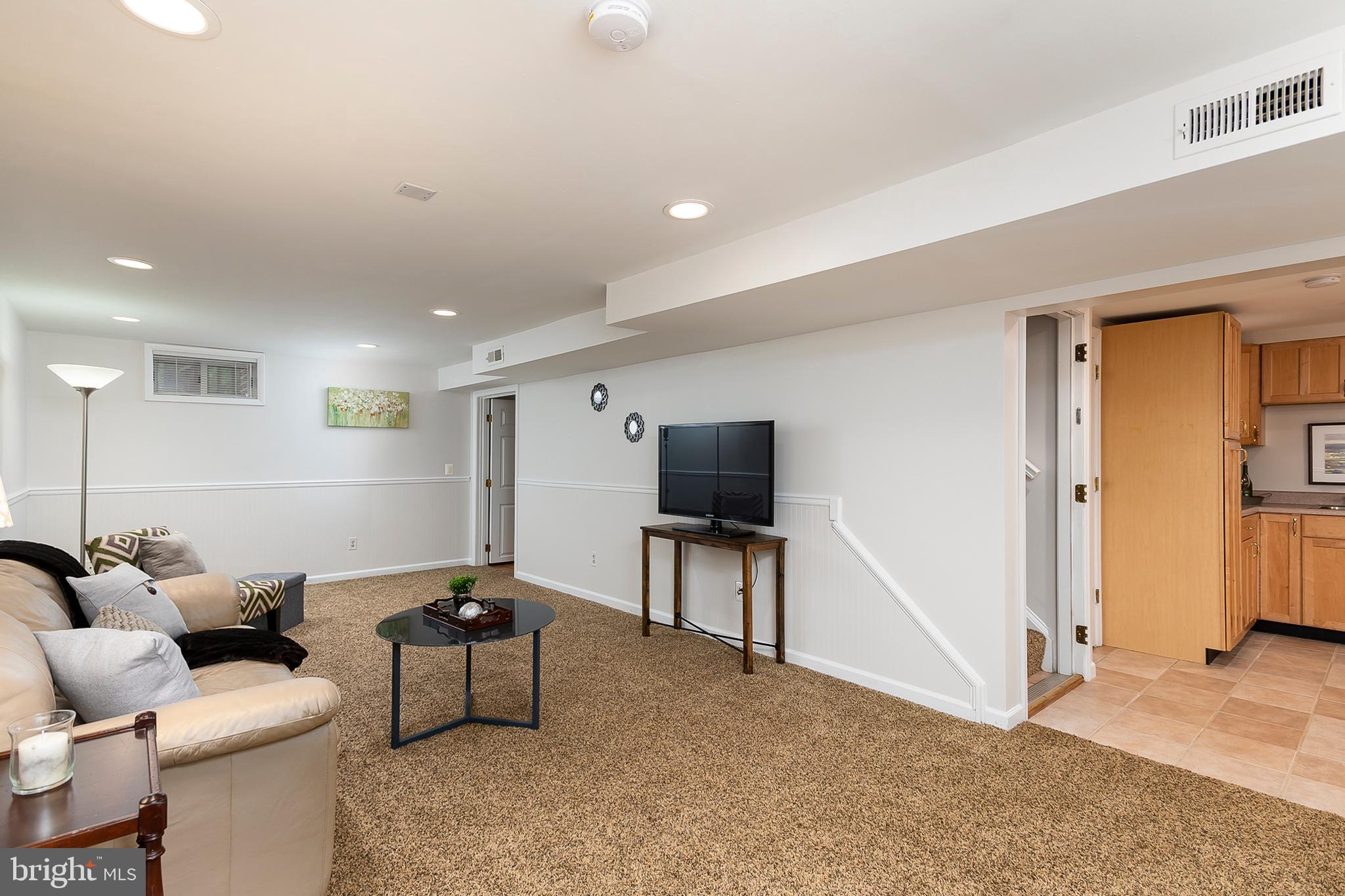 PATUXENT MANOR - Residential