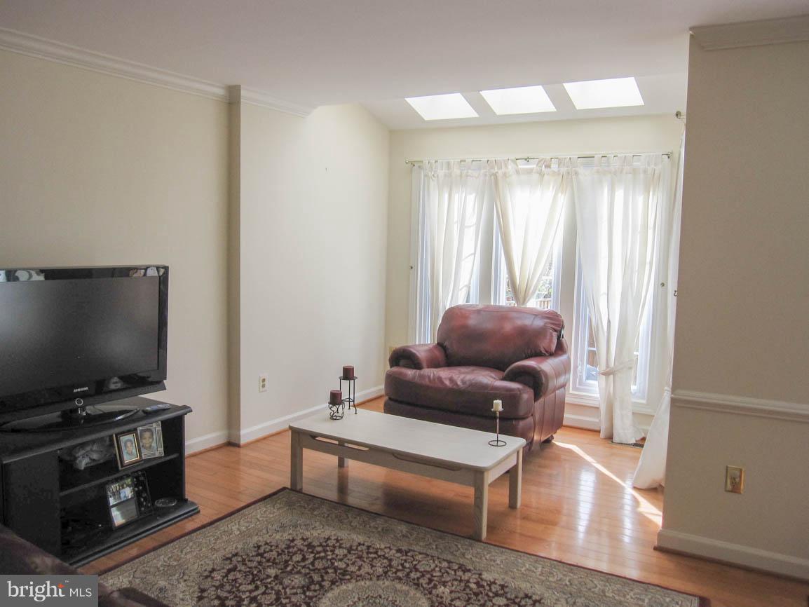 SHEPHERD HILLS - Residential Lease