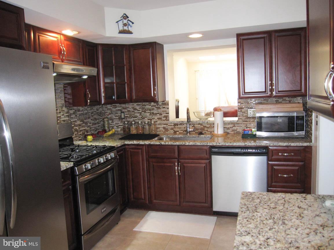 SHEPHERD HILLS - Residential Lease