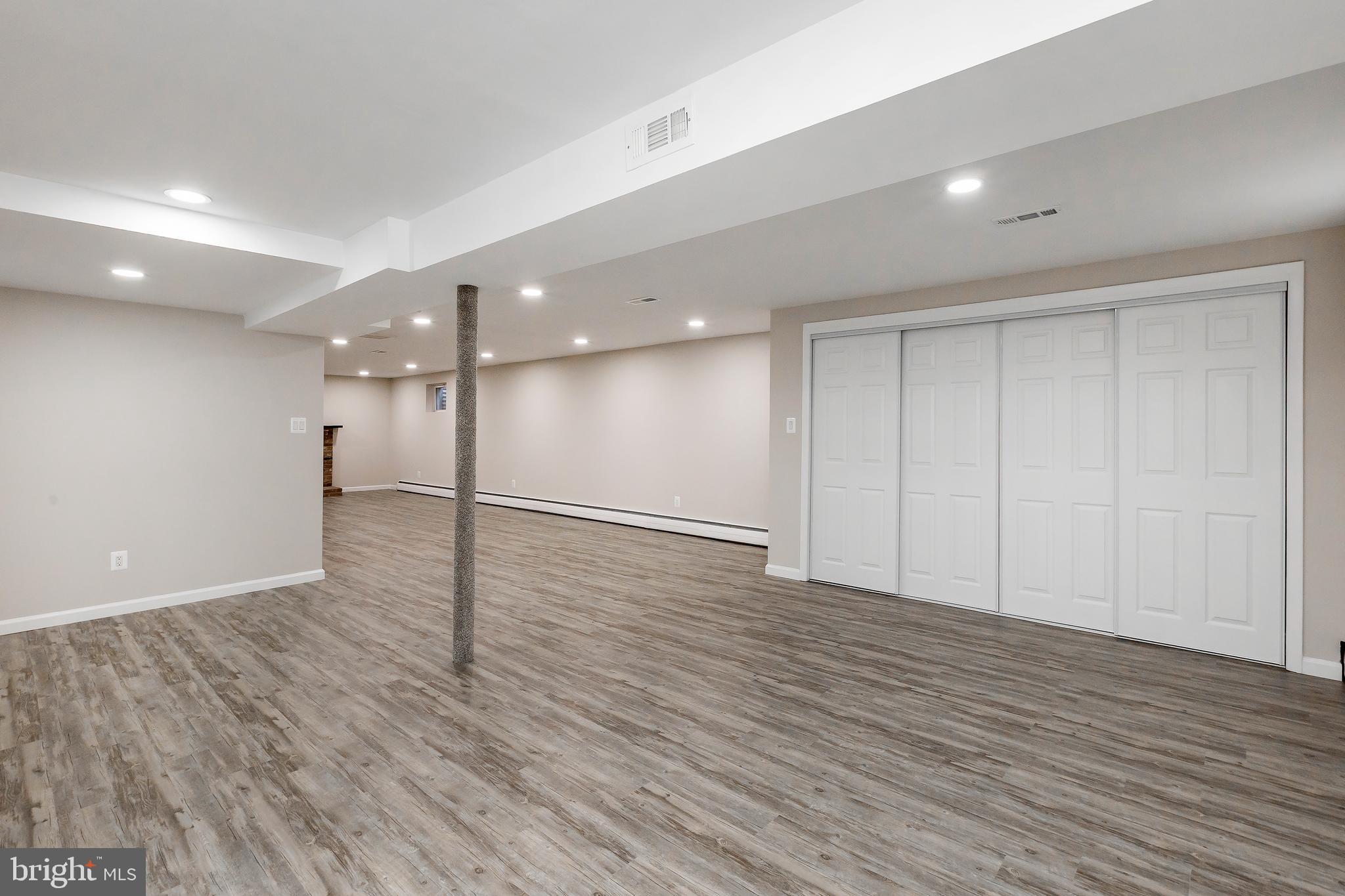 SHERWOOD MANOR - Residential