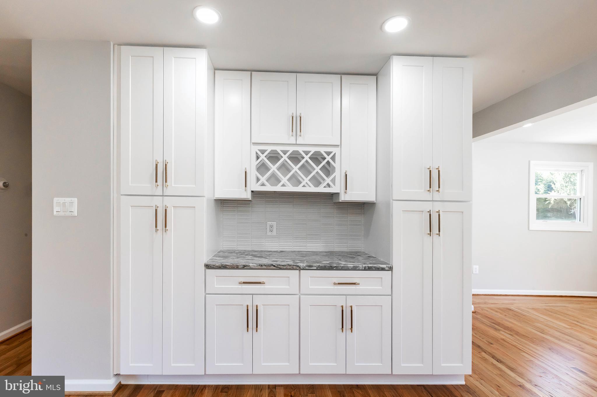 SHERWOOD MANOR - Residential