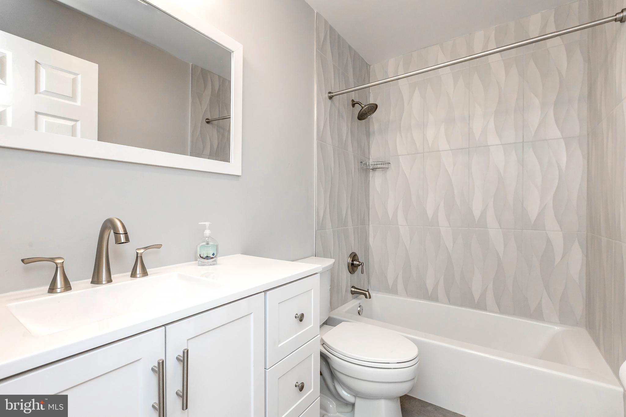 SHERWOOD MANOR - Residential