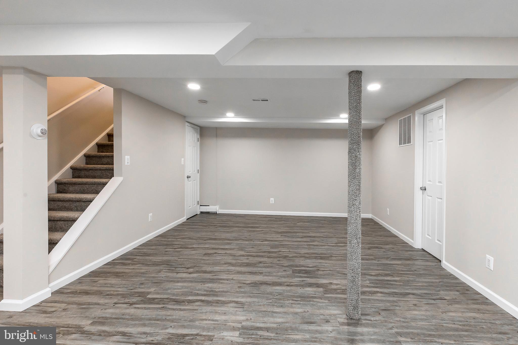 SHERWOOD MANOR - Residential