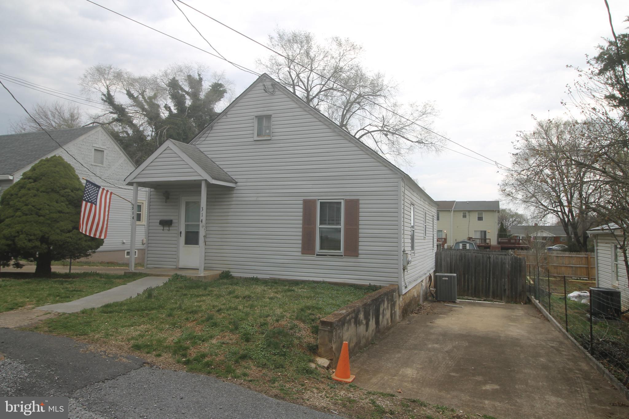 FRONT ROYAL - Residential