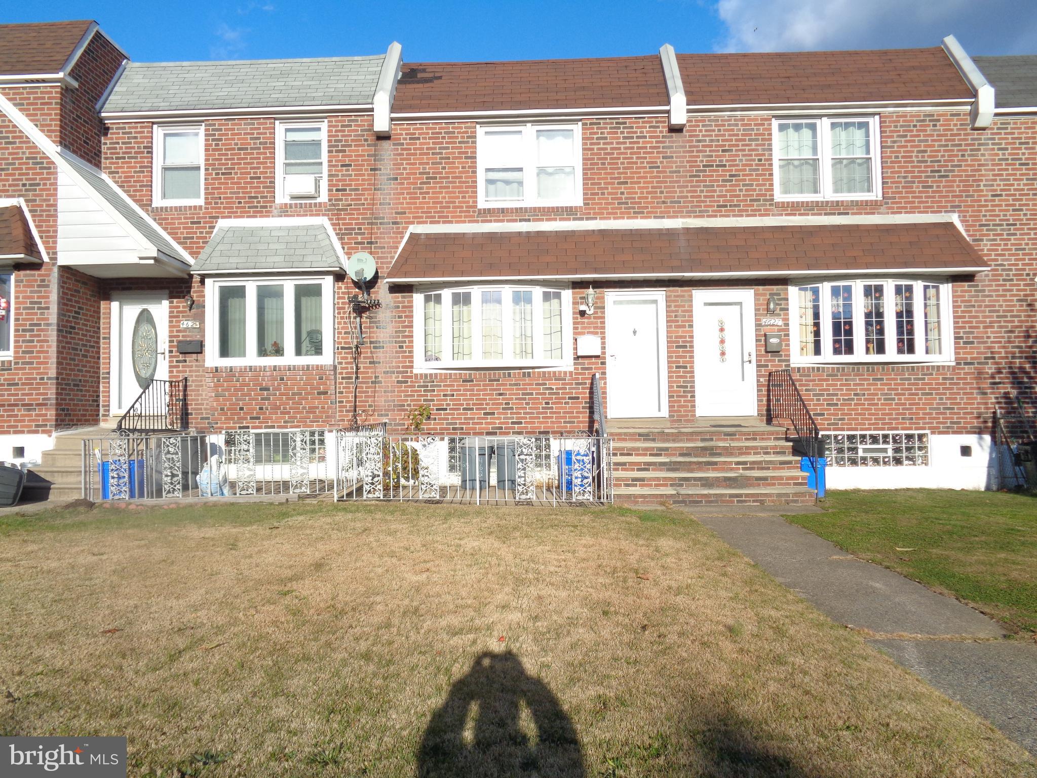 UPPER HOLMESBURG - Residential