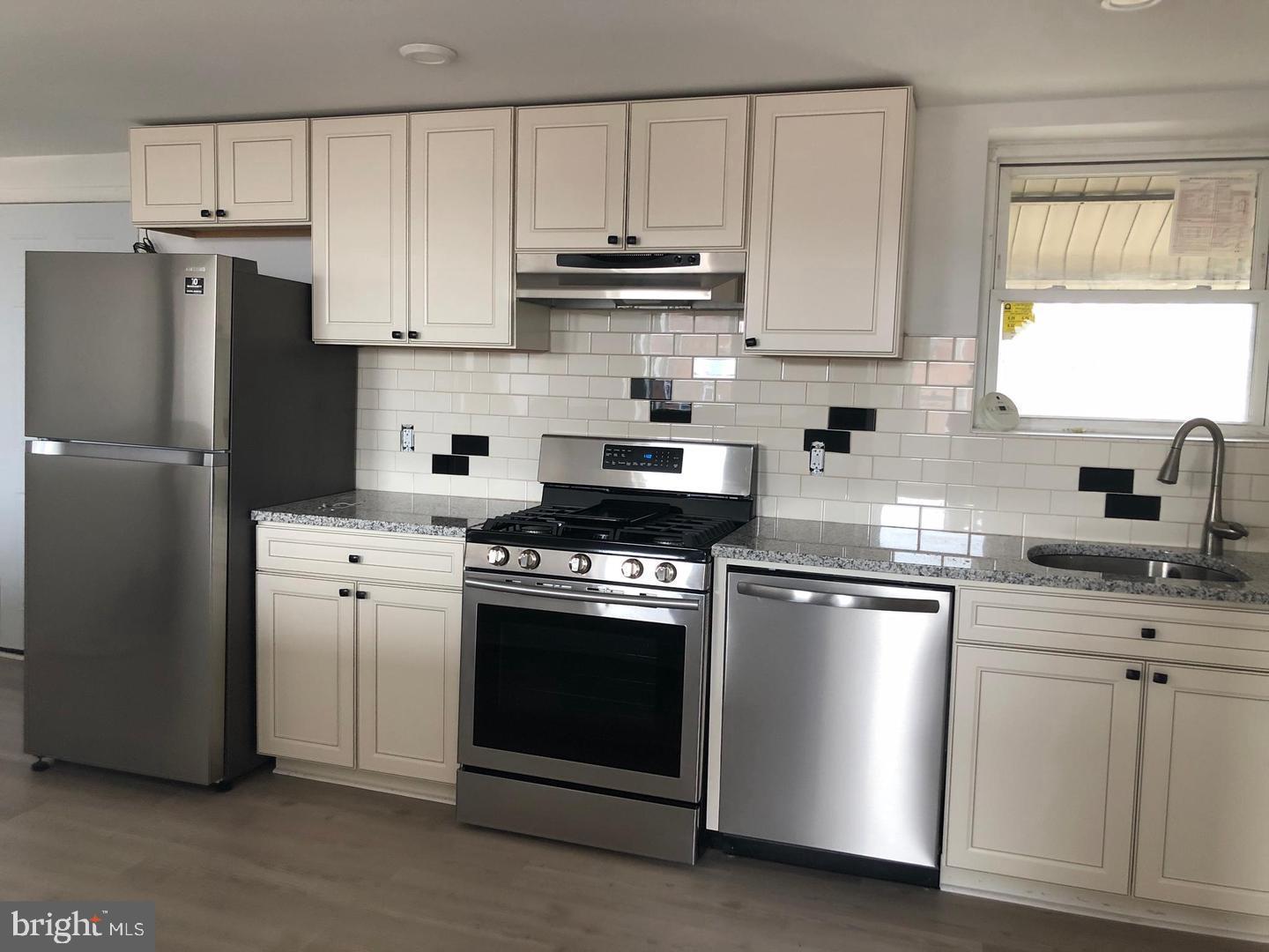 BELLA VISTA - Residential Lease