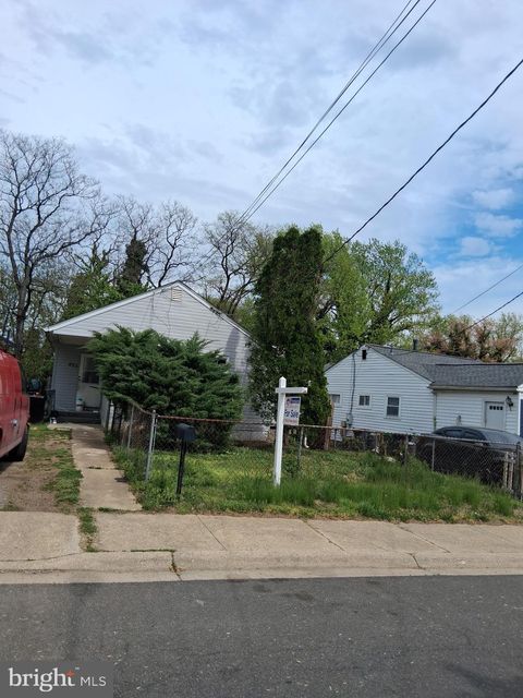 403 DATELEAF AVENUE CAPITOL HEIGHTS MD 20743