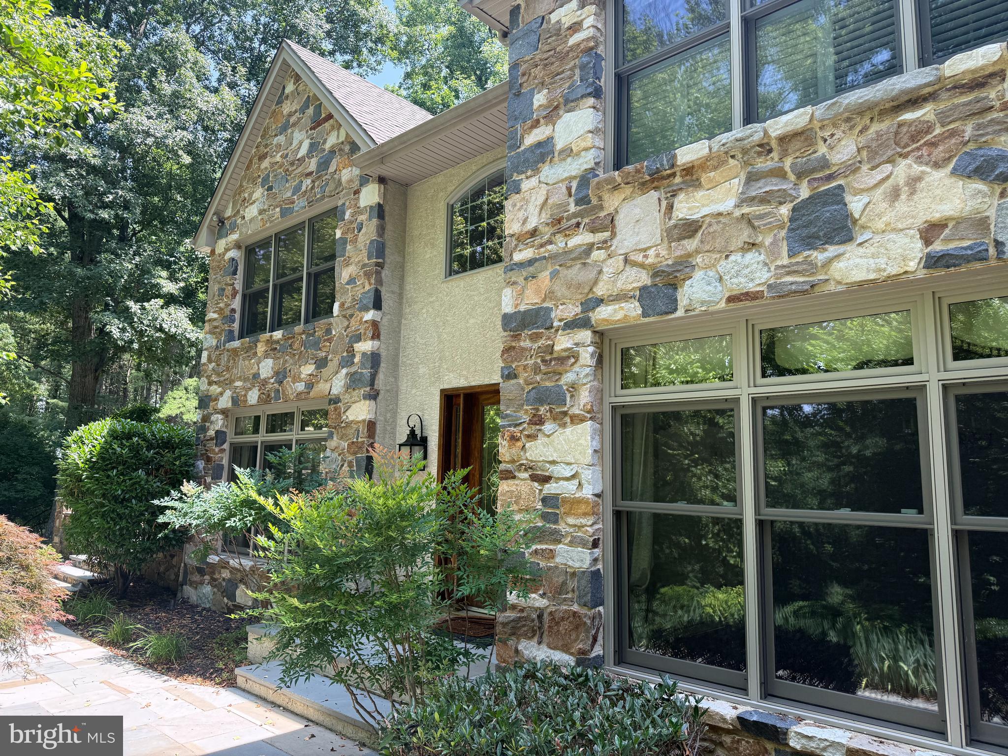 1714 HICKORY HILL ROAD