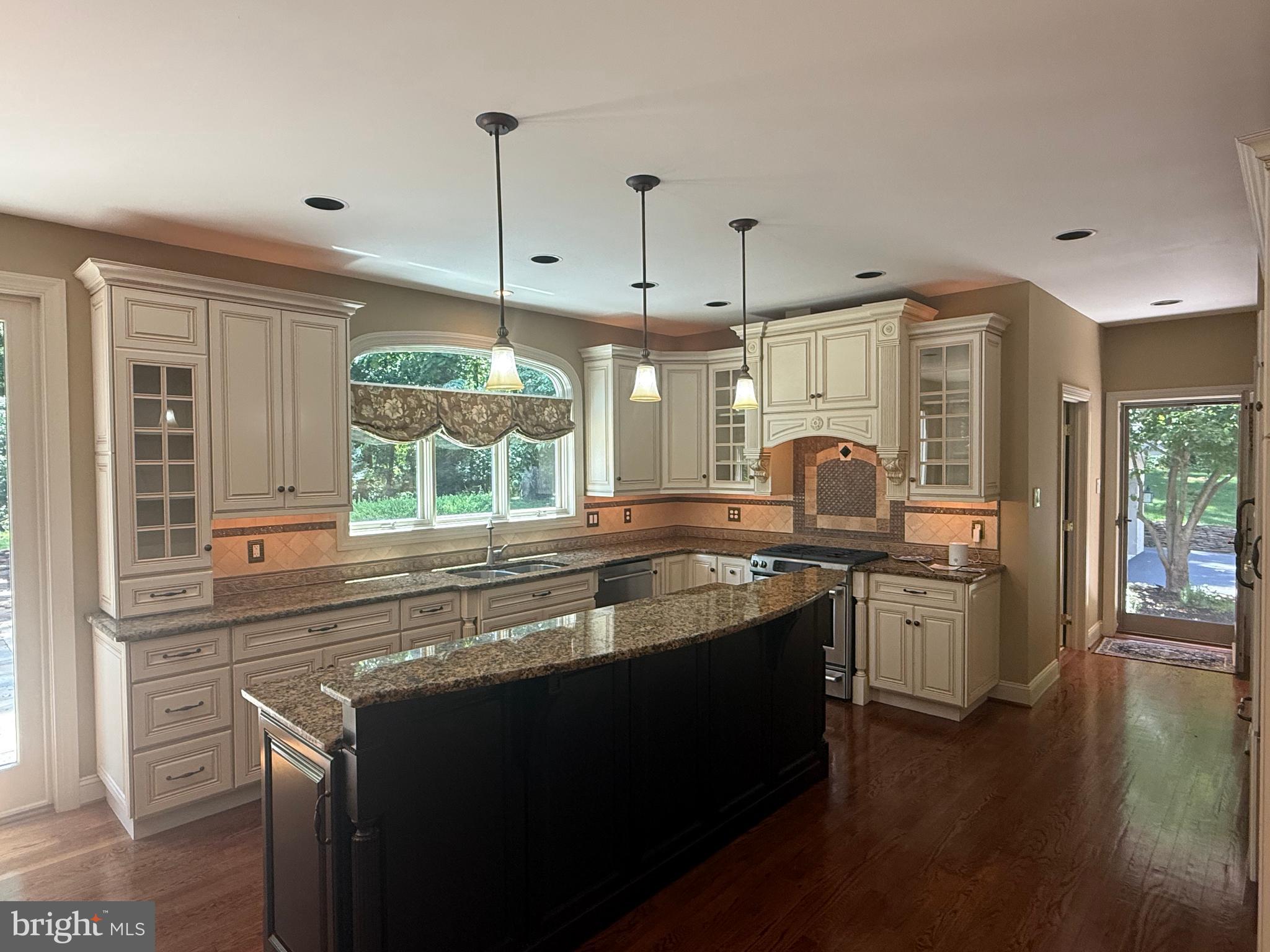 1714 HICKORY HILL ROAD