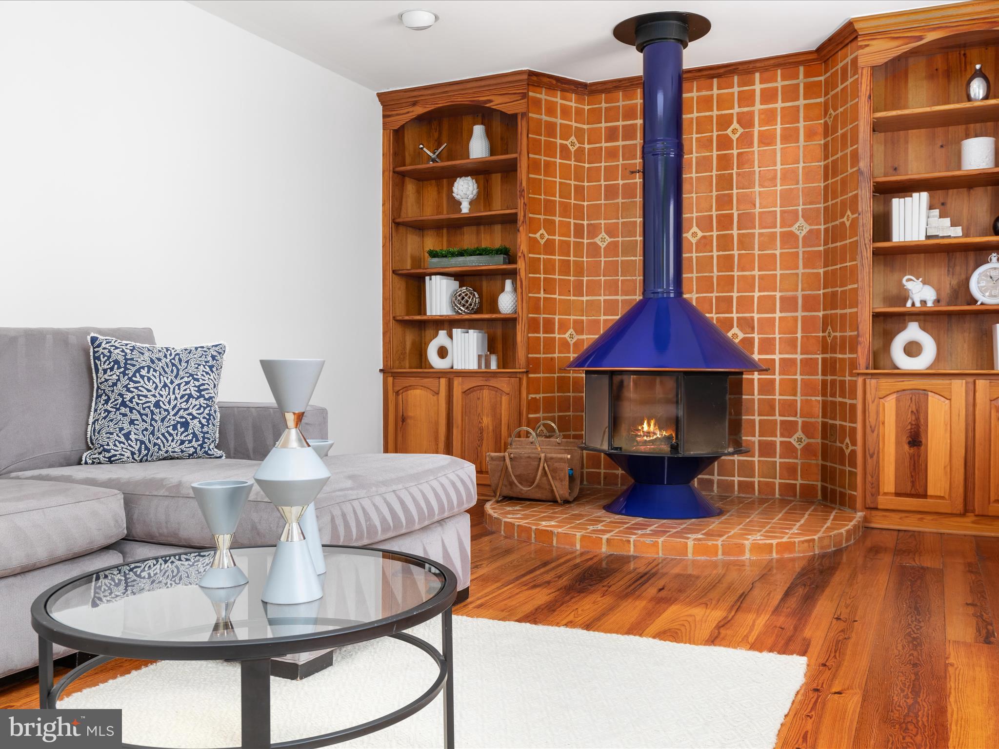 CHAIN BRIDGE FOREST - Residential