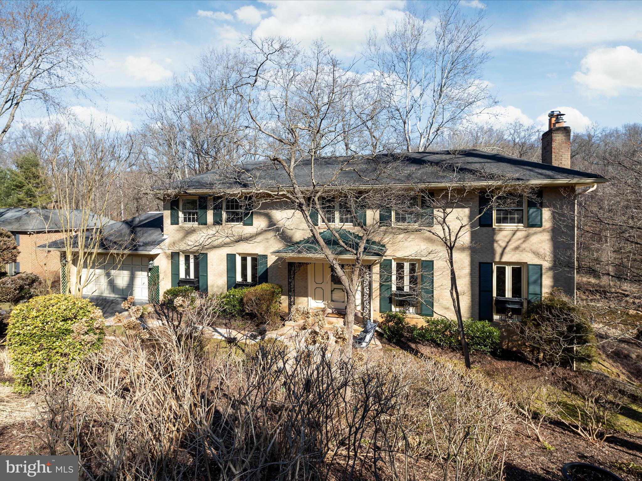 CHAIN BRIDGE FOREST - Residential