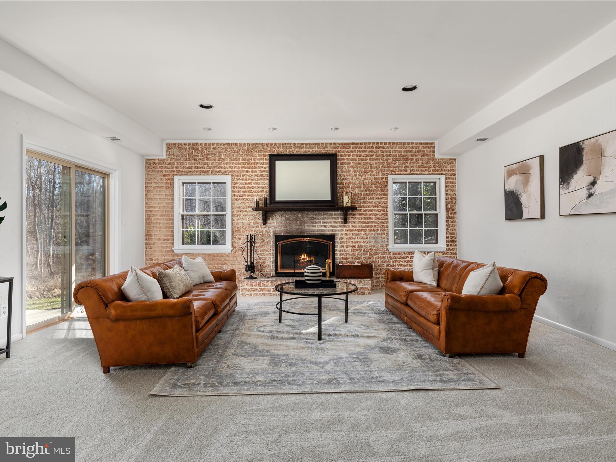 CHAIN BRIDGE FOREST - Residential