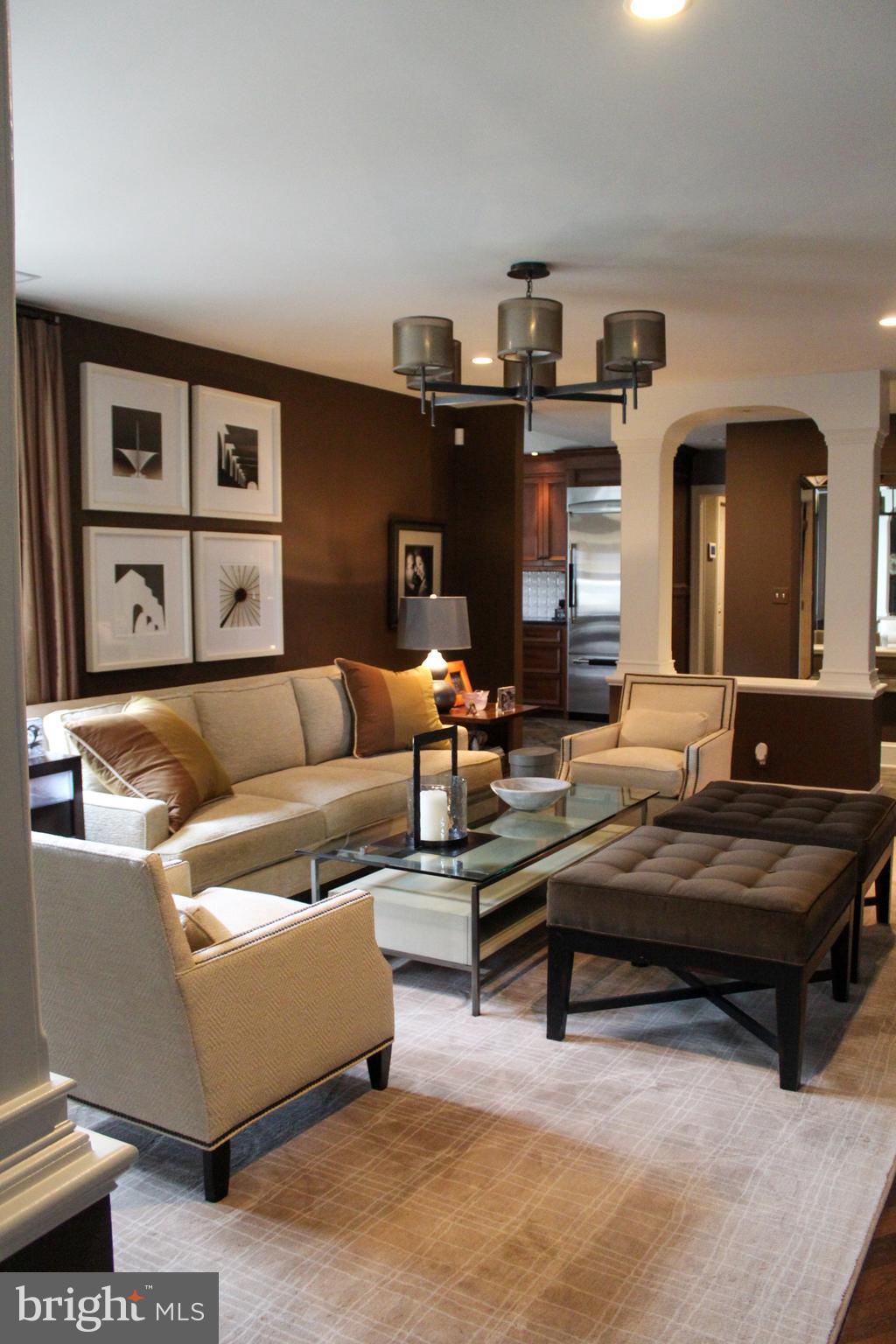 LONG MEADOW ESTATES - Residential