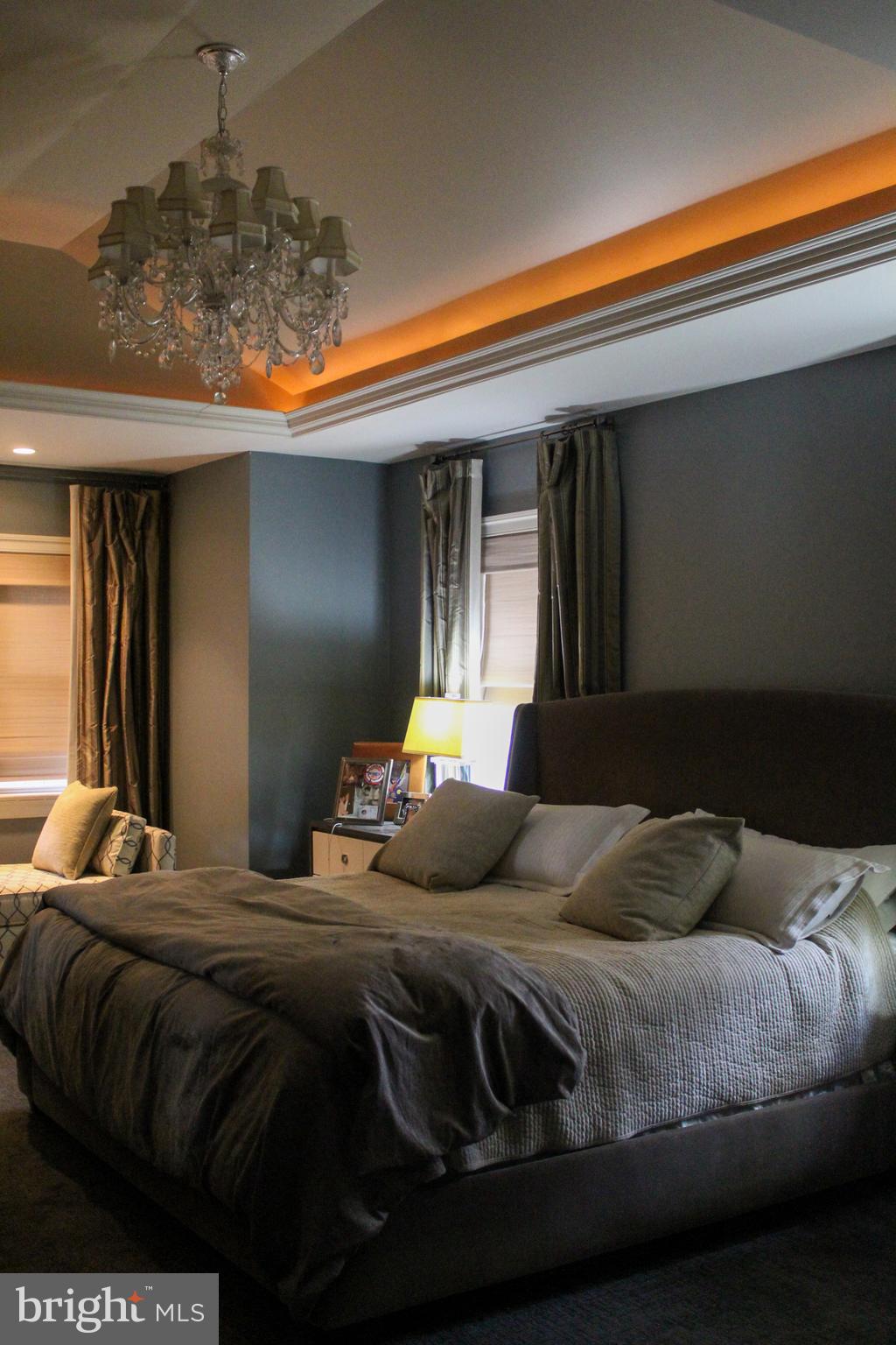 LONG MEADOW ESTATES - Residential