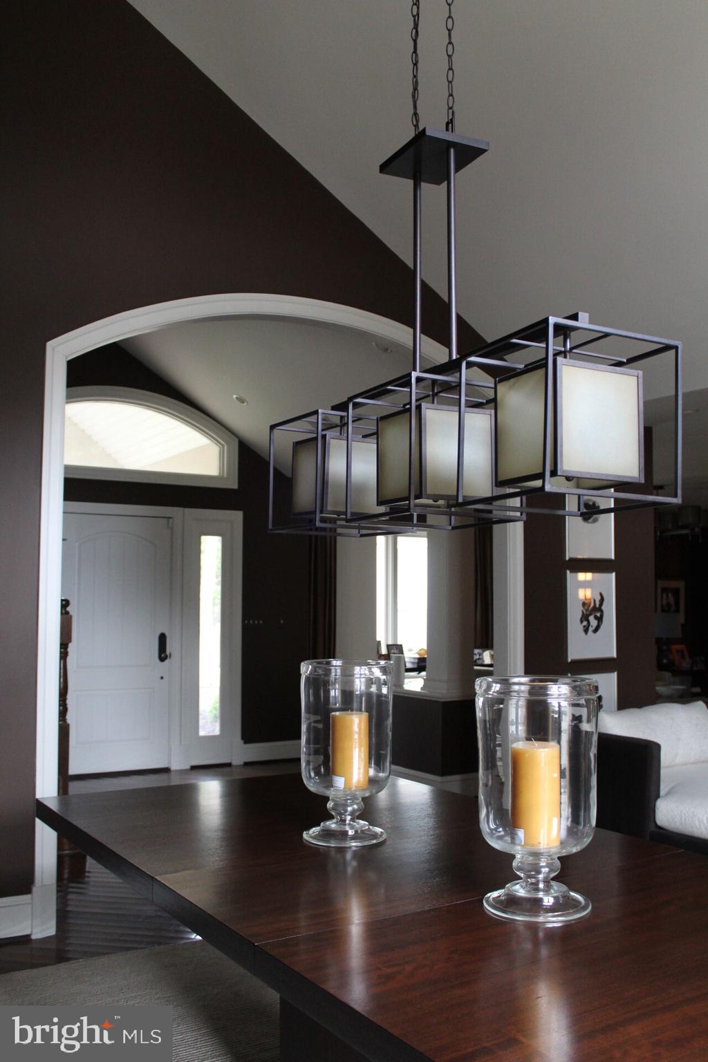 LONG MEADOW ESTATES - Residential