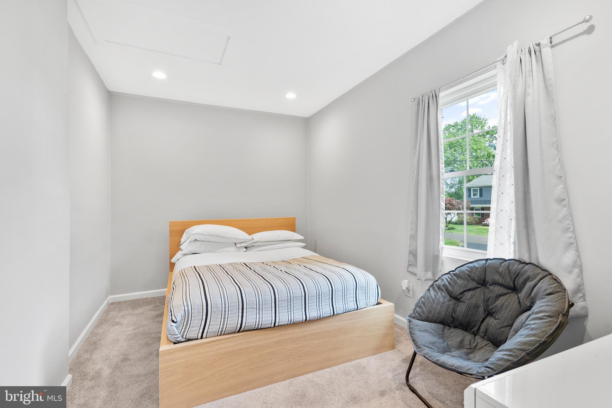 NON AVAILABLE - Residential