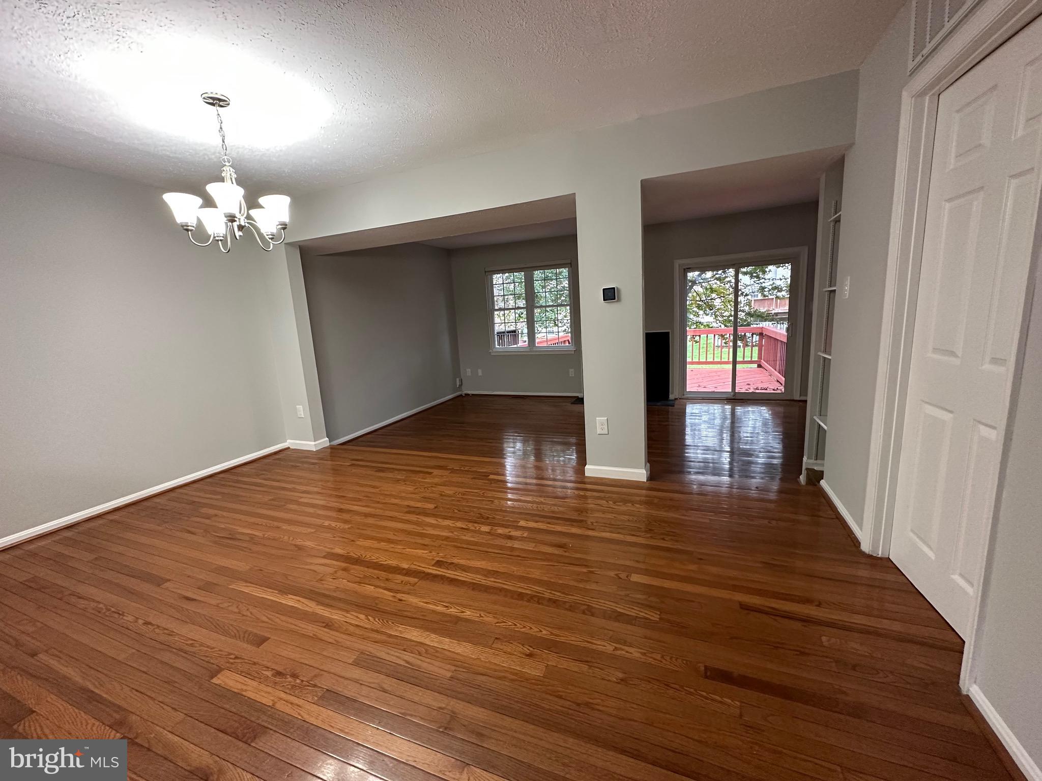 OWENS GLEN - Residential Lease