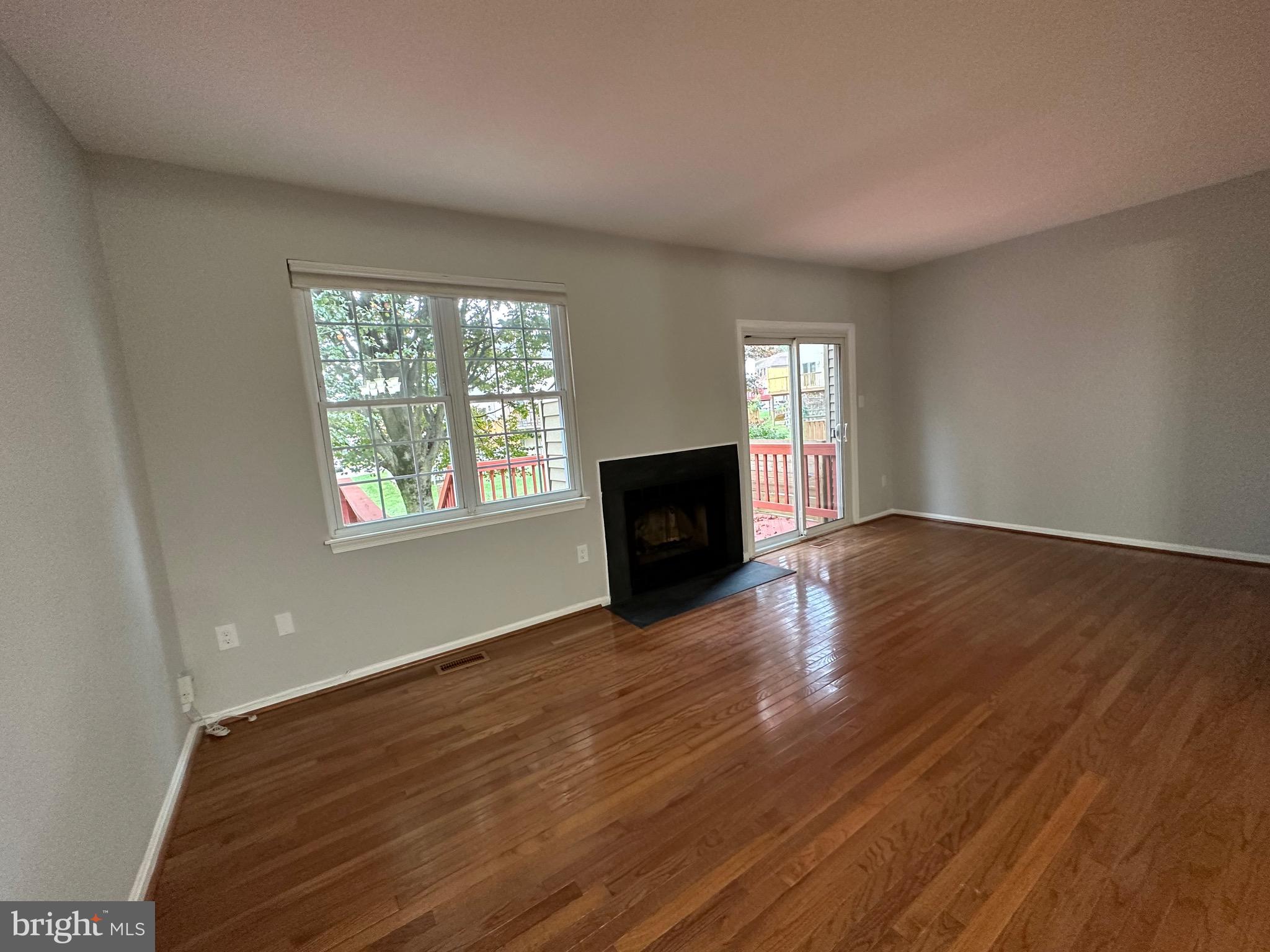 OWENS GLEN - Residential Lease