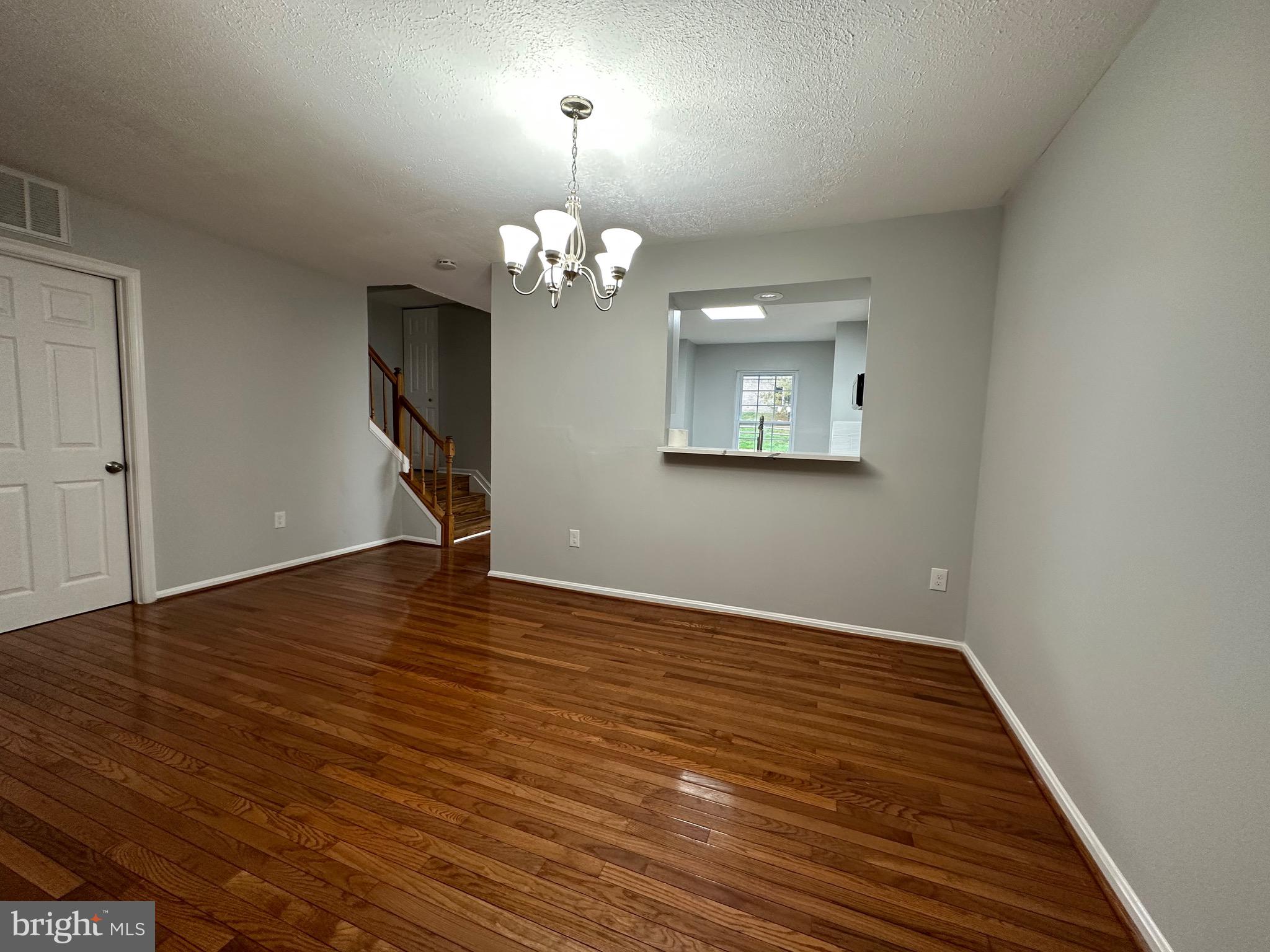 OWENS GLEN - Residential Lease