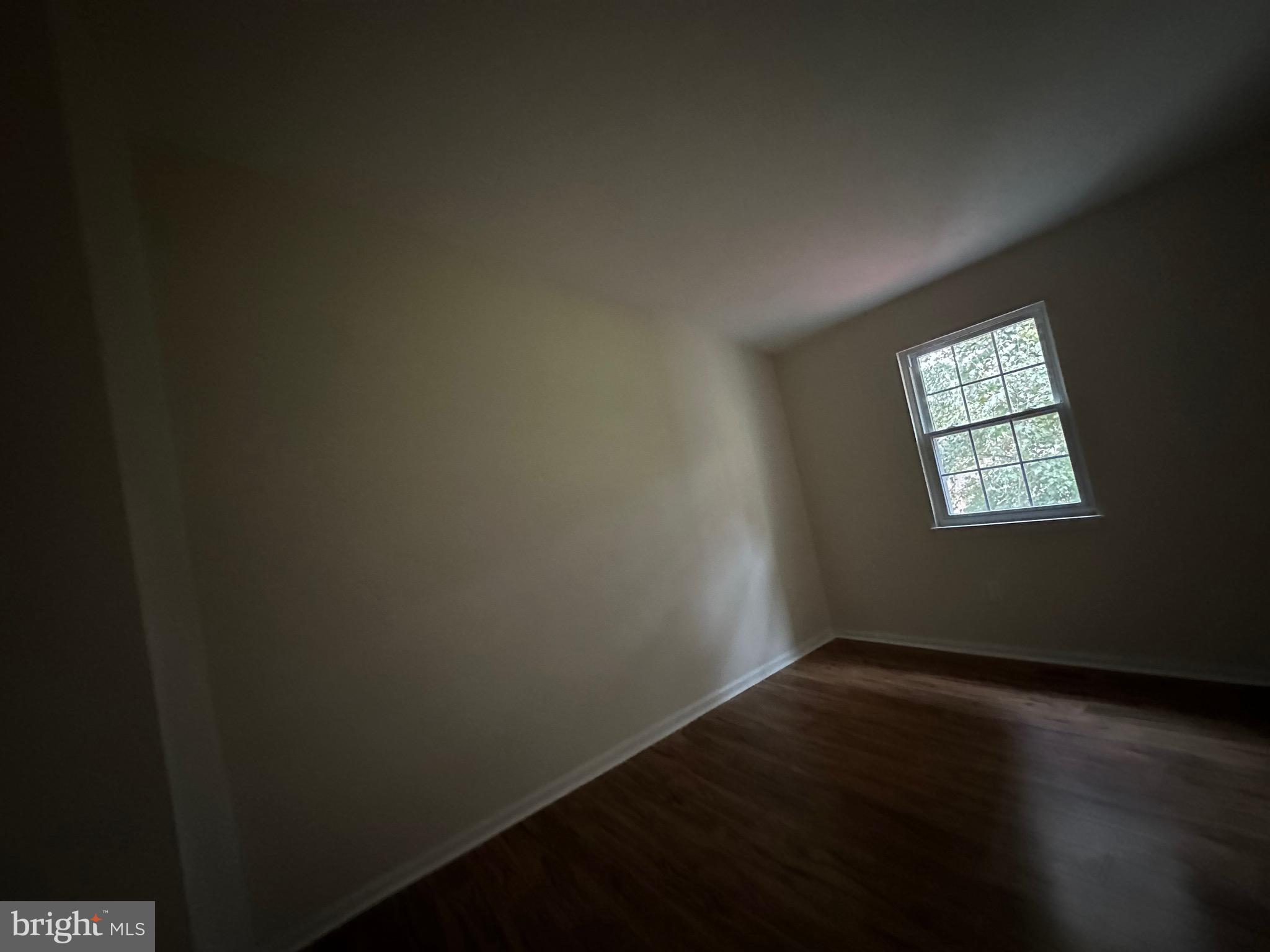 OWENS GLEN - Residential Lease