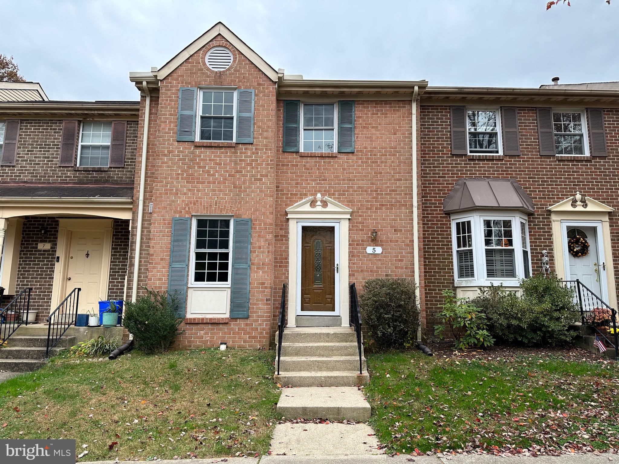 OWENS GLEN - Residential Lease