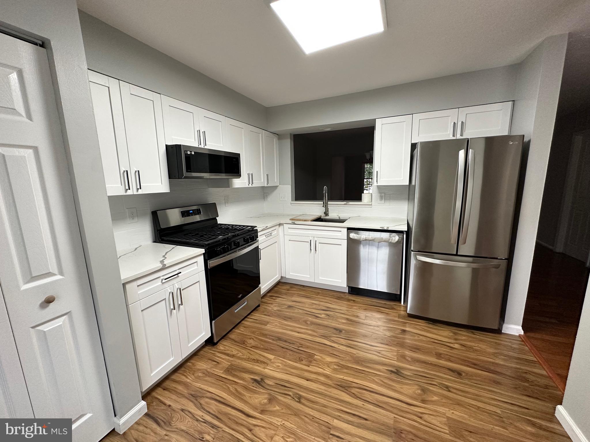 OWENS GLEN - Residential Lease