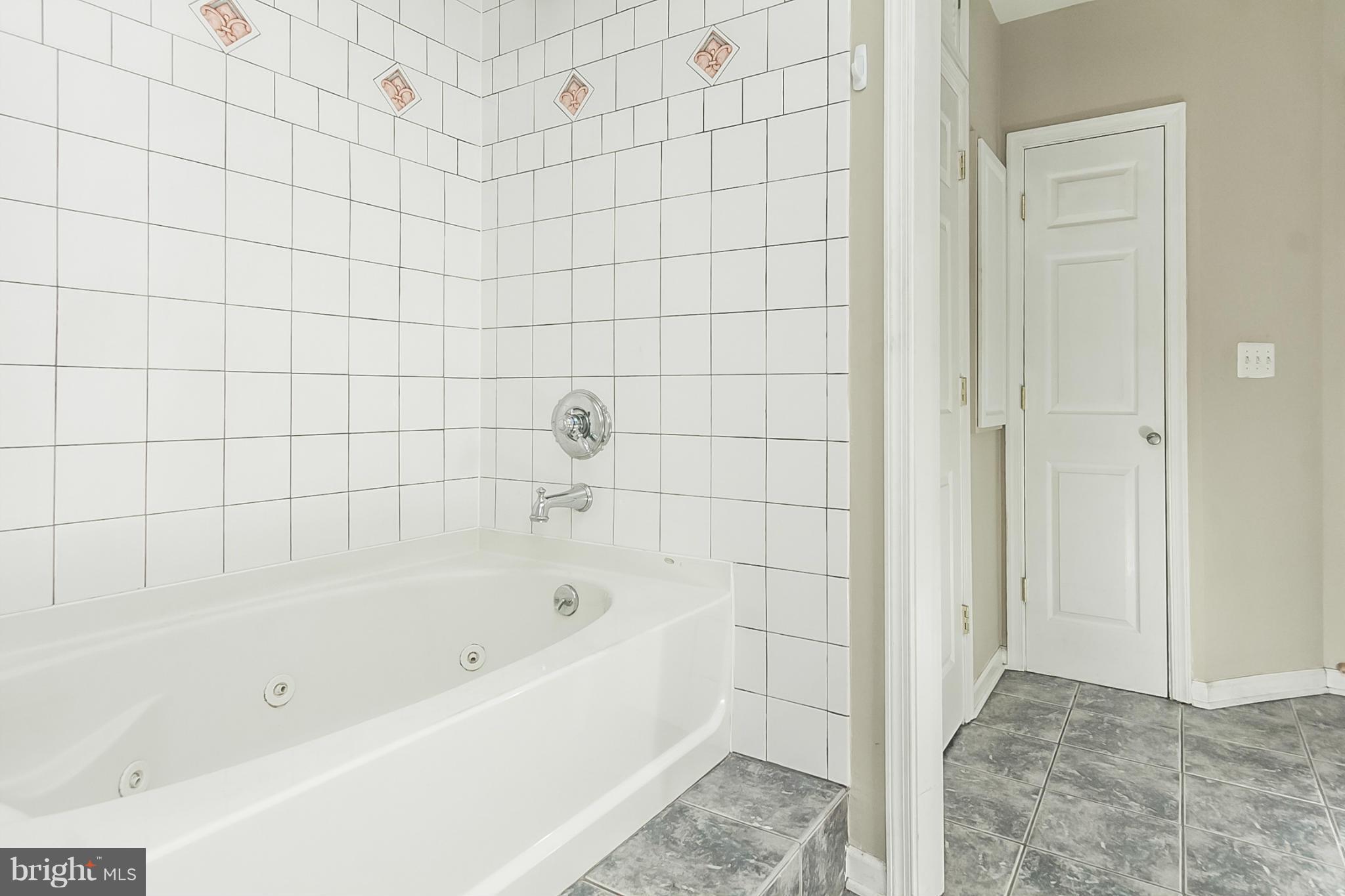 UPPER FELLS POINT - Residential