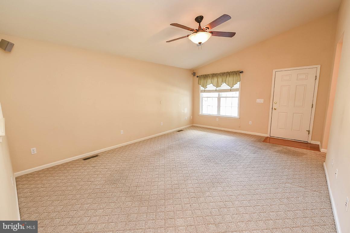 STONE GATE - Residential Lease